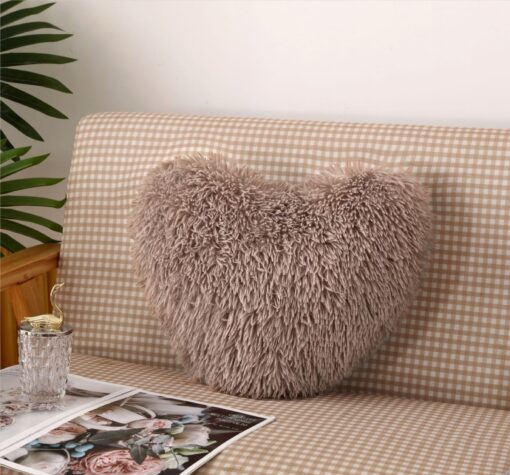 Perna Decorativa Pufoasa, Microfibra Plusata, Model Inima,JOJO Home