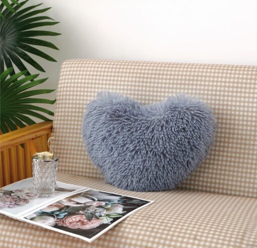 Perna Decorativa Pufoasa, Microfibra Plusata, Model Inima,JOJO Home