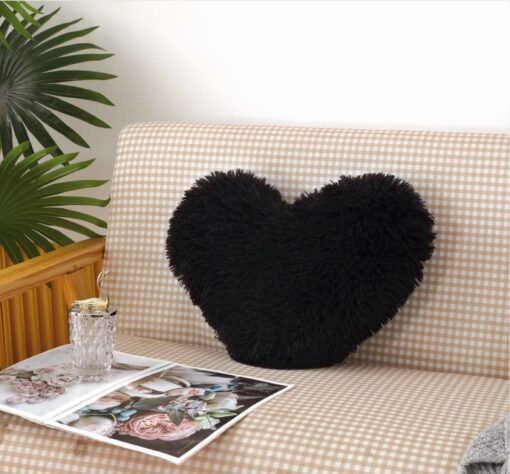 Perna Decorativa Pufoasa, Microfibra Plusata, Model Inima,JOJO Home