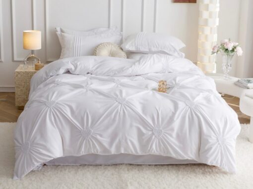 Lenjerie pat dublu, BUMBAC Soft Touch, 6 piese, cu INIMI BRODATE, JOJO Home, Alb