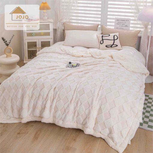 Patura Cocolino, Blana de Iepure si Catifea Teddy, 200×230 cm, Carouri, Crem