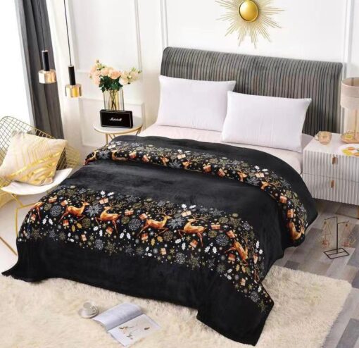 Patura Pufoasa Cocolino, Model de Craciun, Cerbi, Negru/Auriu, 200×230,JOJO Home