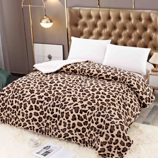 Patura Cocolino cu Blanita, 200×230 cm, Animal Print, Maro-Crem,JOJO Home