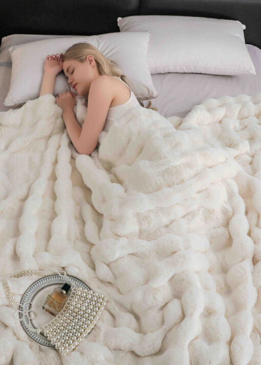 Patura din Blanita de Iepure, cu Fermoar,Bej,JOJO Home - imagine 2