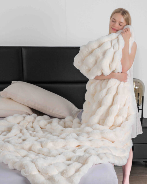 Patura din Blanita de Iepure, cu Fermoar,Bej,JOJO Home - imagine 3